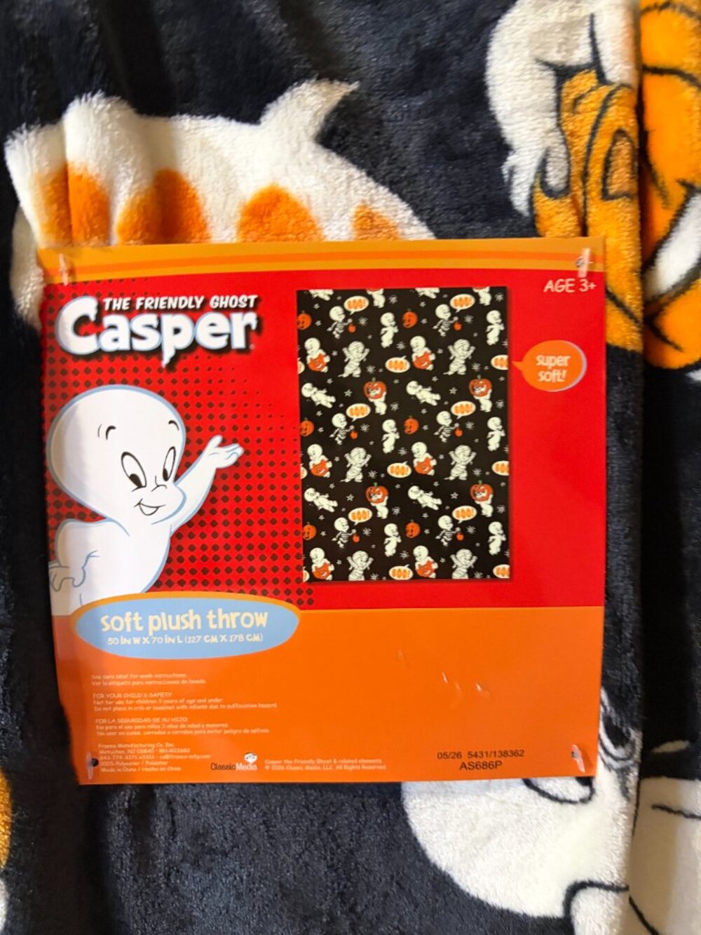 Casper The Friendly Ghost Halloween Plush Throw Blanket 50x70 Super Soft NWT - Picture 2 of 4